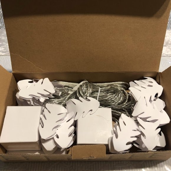 IKEA KALLT string light garland, white leaf - Picture 2 of 8